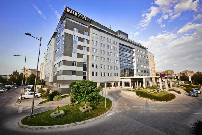 IN Hotel Belgrade (4*) Bulevar Arsenija Čarnojevića 56, New Belgrade 11070, Serbia