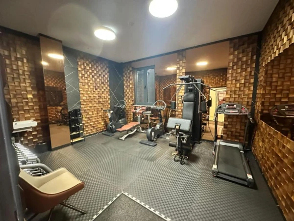 Nobel West 4* To&scaron;in bunar 168a, Belgrade 11070, Serbia